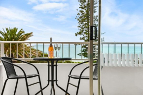 Alex Beach Apt Bilgola4